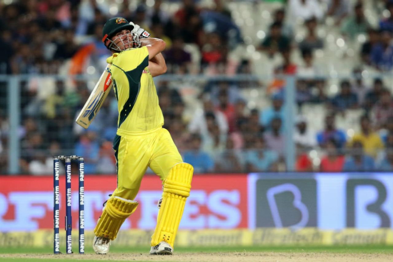 Marcus Stoinis held the lower order together with a fighting half-century, India v Australia, 2nd ODI, Kolkata, September 21, 2017