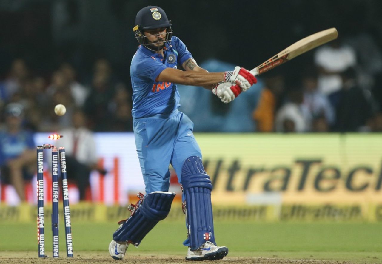 Manish Pandey was bowled for 33, India v Australia, 4th ODI, Bengaluru, September 28, 2017