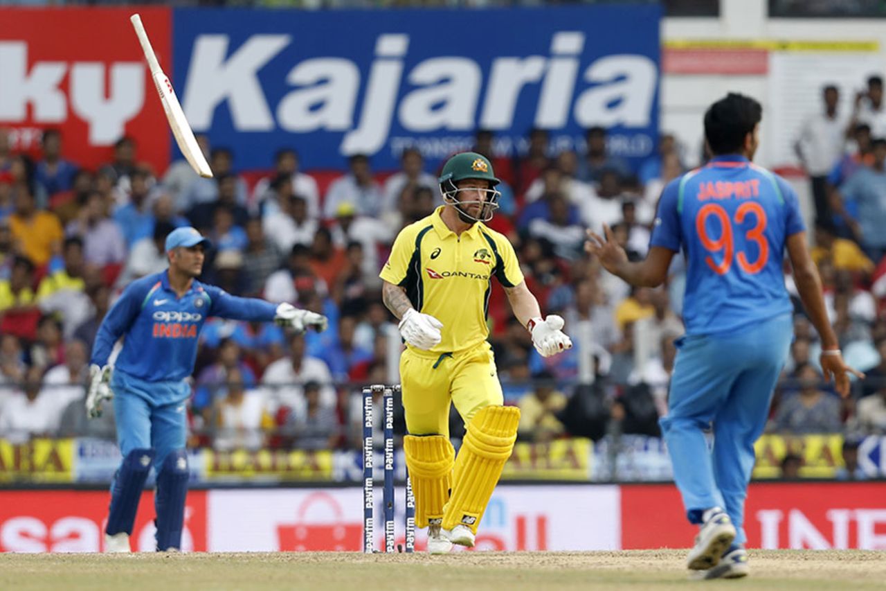 Matthew Wade loses his bat as he plays a shot, India v Australia, 5th ODI, Nagpur, October 1, 2017