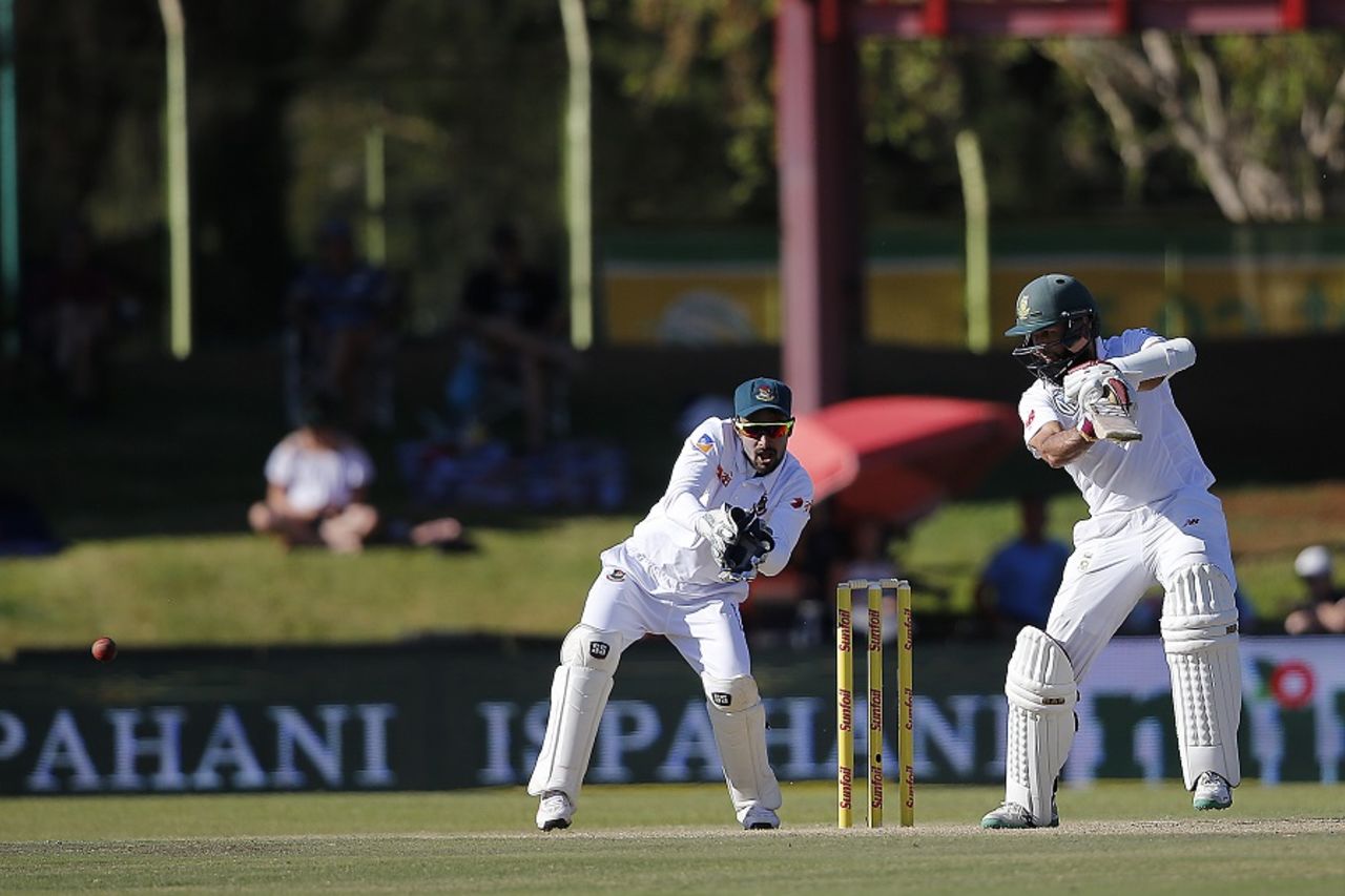 Hashim Amla punches off the back foot, South Africa v Bangladesh, 1st Test, Bloemfontein, 1st day, October 6, 2017