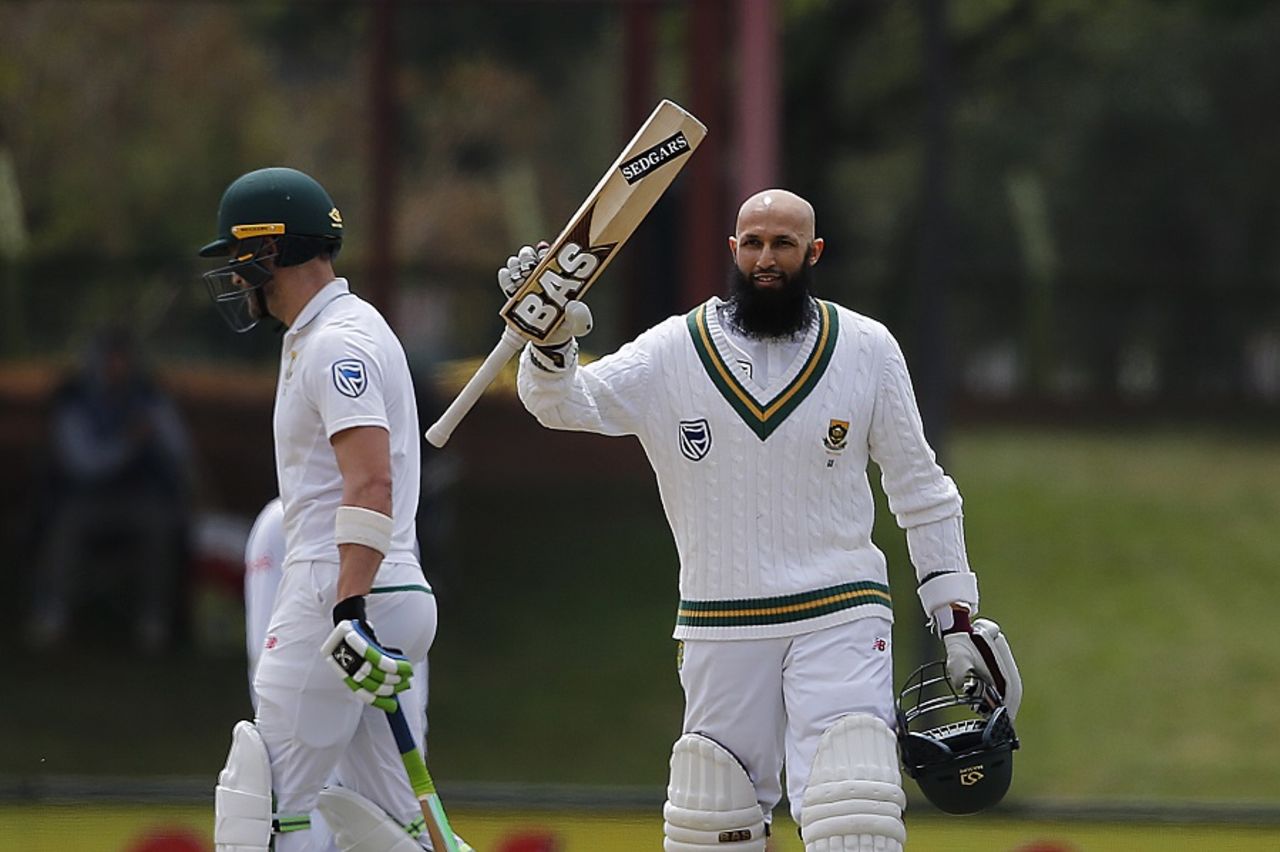 Hashim Amla brought up his 28th Test hundred, South Africa v Bangladesh, 1st Test, Bloemfontein, 2nd day, October 7, 2017