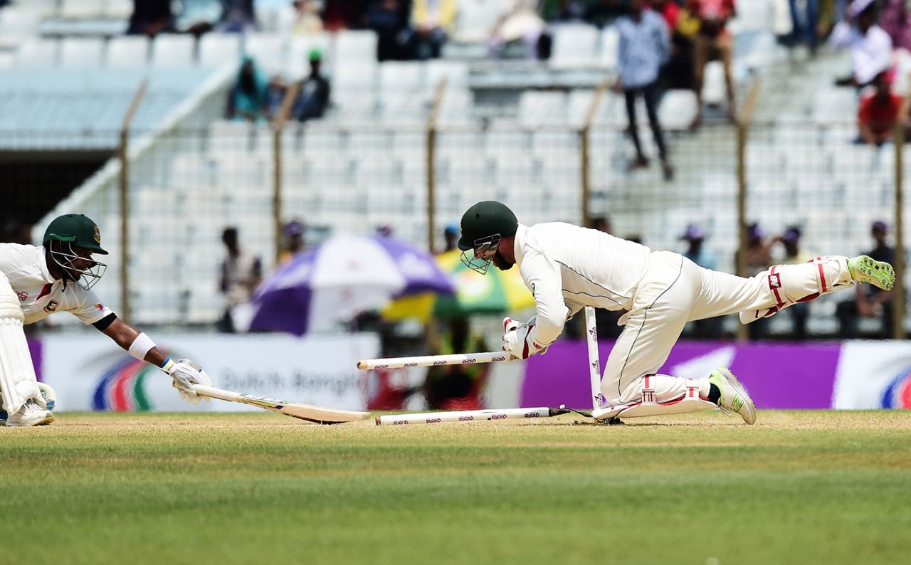 Matthew Wade effects a terrific stumping to remove Sabbir Rahman, Bangladesh v Australia, 2nd Test, Chittagong, 4th day, September 7, 2017