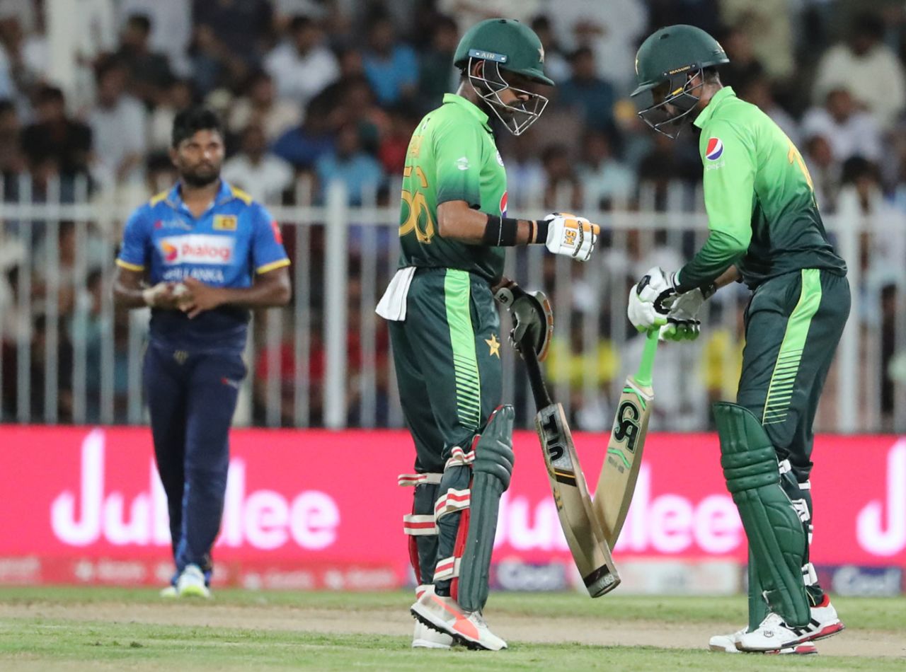 Babar Azam and Shoaib Malik have a word, Pakistan v Sri Lanka, 4th ODI, Sharjah, 20 October, 2017