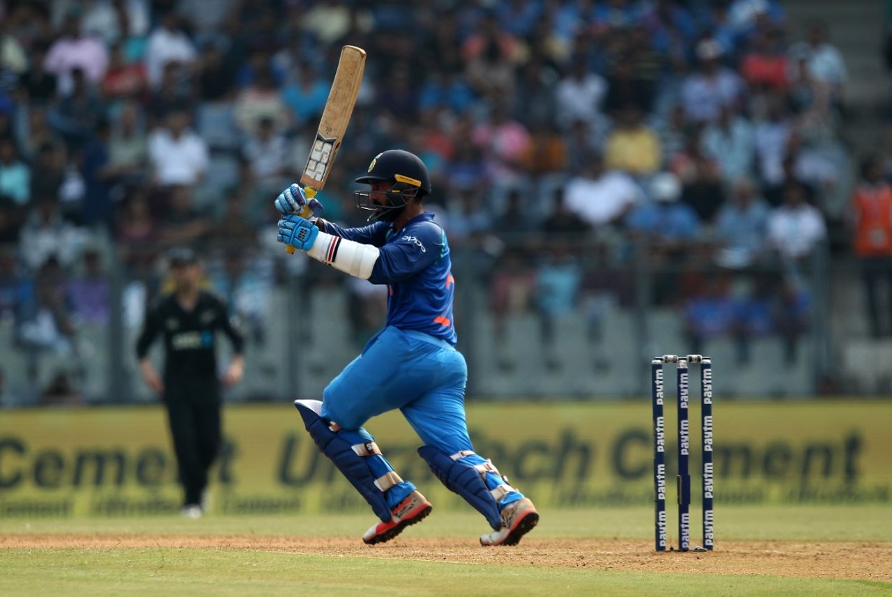 Dinesh Karthik helped stabilise the innings through the middle overs, India v New Zealand, 1st ODI, Mumbai, October 22, 2017