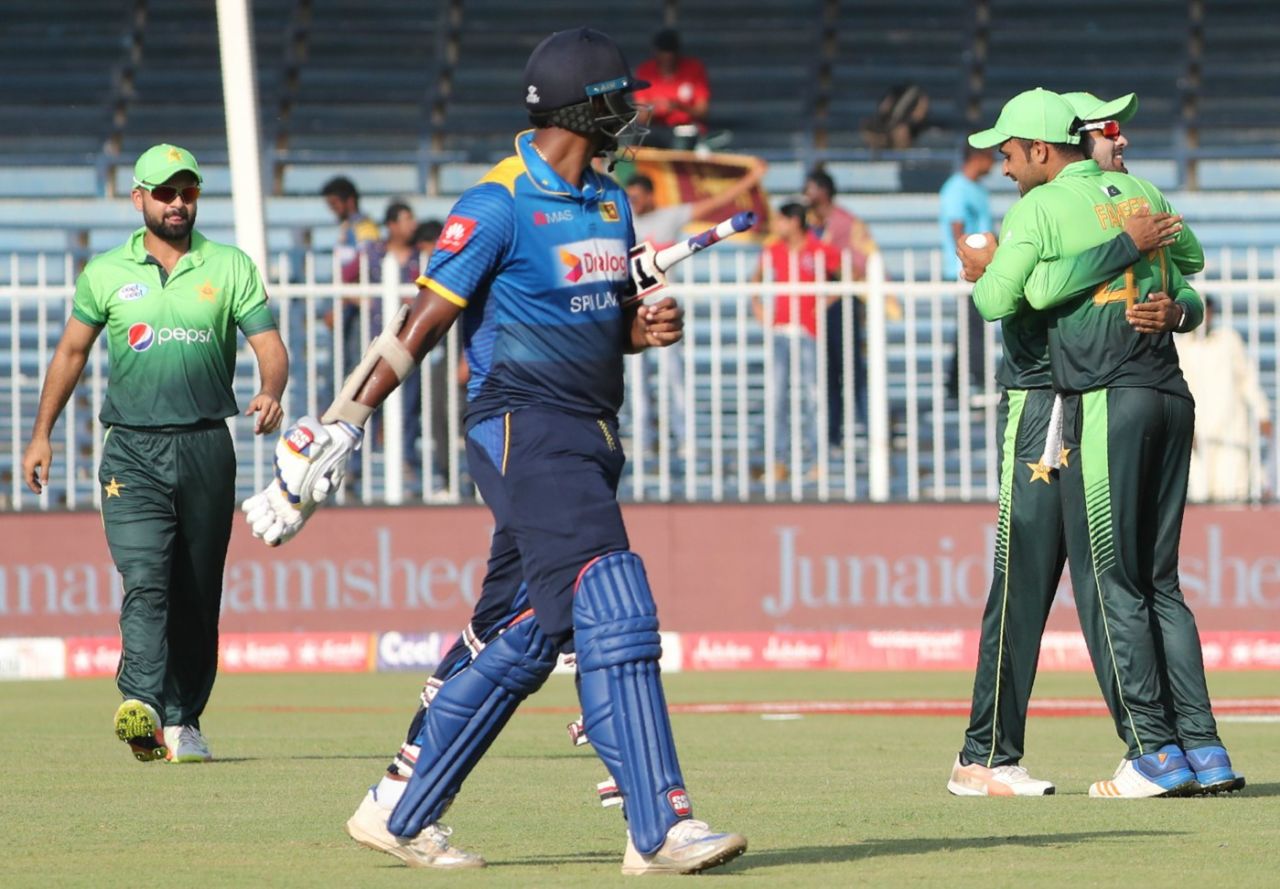 Thisara Perera was caught at long-off by Faheem Ashraf, Pakistan v Sri Lanka, 5th ODI, Sharjah, October 23, 2017