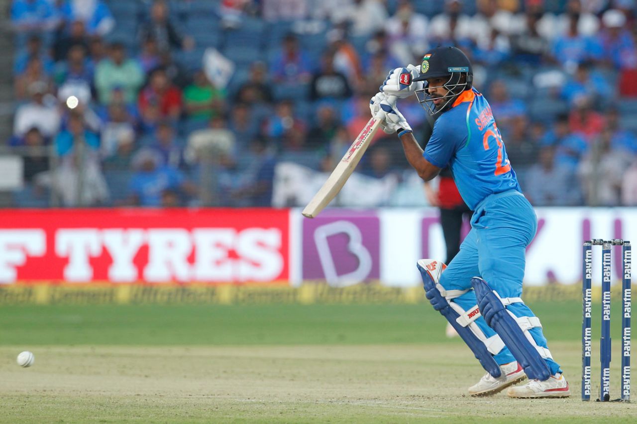 Shikhar Dhawan chops one behind square, India v New Zealand, 2nd ODI, Pune, 25 October, 2017
