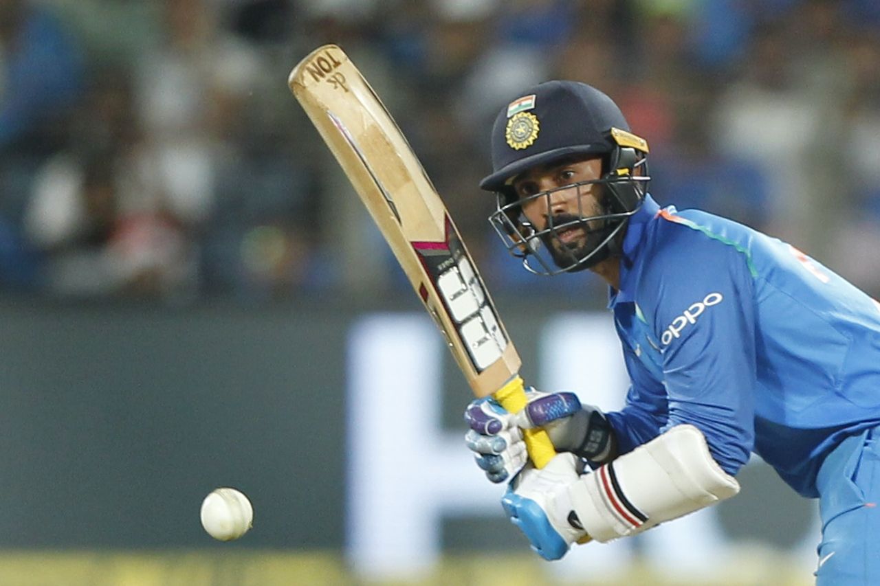 Dinesh Karthik was given an audition at No. 4, India v New Zealand, 2nd ODI, Pune, 25 October, 2017