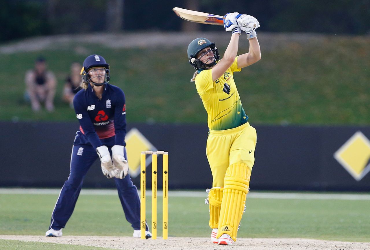 Ellyse Perry looks on after smashing a lofted shot, Australia v England, Women's Ashes 2017-18, 2nd ODI, Coffs Harbour, October 26, 2017
