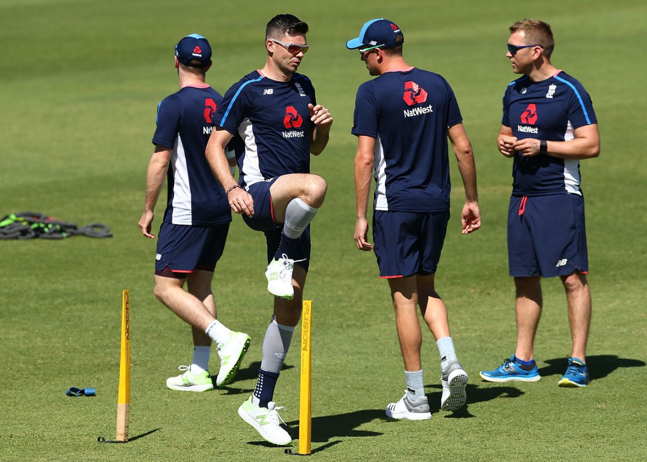 James Anderson limbers up during England training, Perth, November 3, 2017