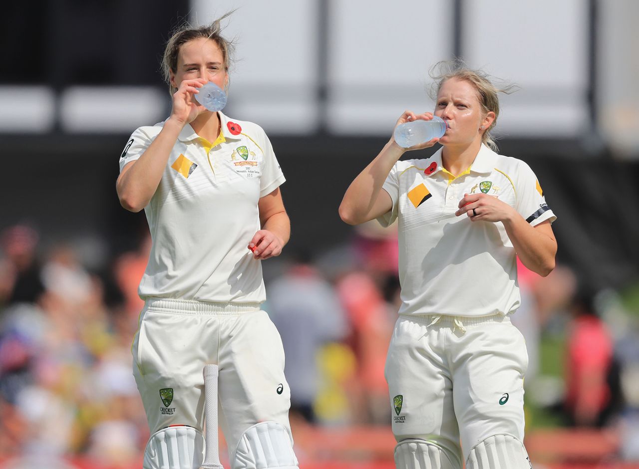 Ellyse Perry and Alyssa Healy take a break during their 102-run partnership, Australia v England, Women's Ashes 2017-18, Only Test, 3rd day, Sydney, November 11, 2017