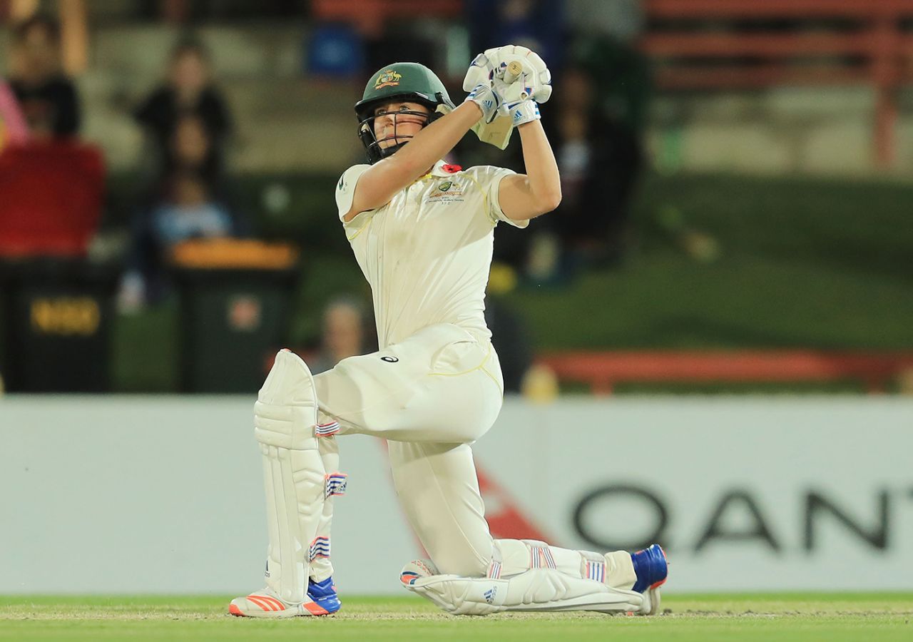 Ellyse Perry smacked one six in her innings, Australia v England, Women's Ashes 2017-18, Only Test, 3rd day, Sydney, November 11, 2017