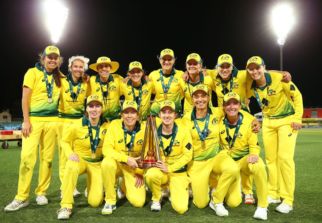 Australia pose with the Ashes Trophy, having secured the title in the first T20I, Australia v England, Women's Ashes, 3rd T20I, Canberra, November 21, 2017