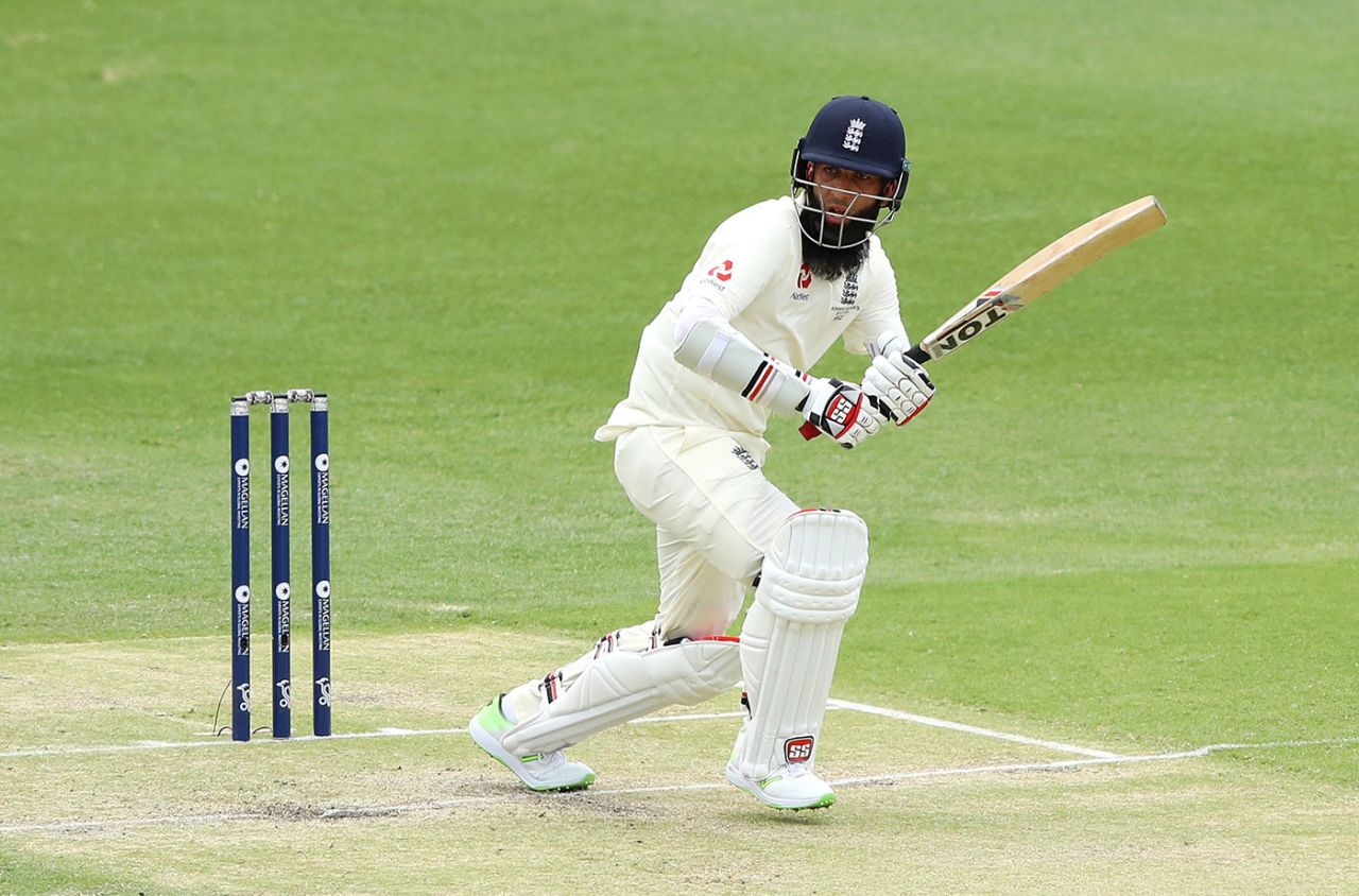 Moeen Ali tucks the ball away, Australia v England, 1st Test, Brisbane, 2nd day, November 24, 2017