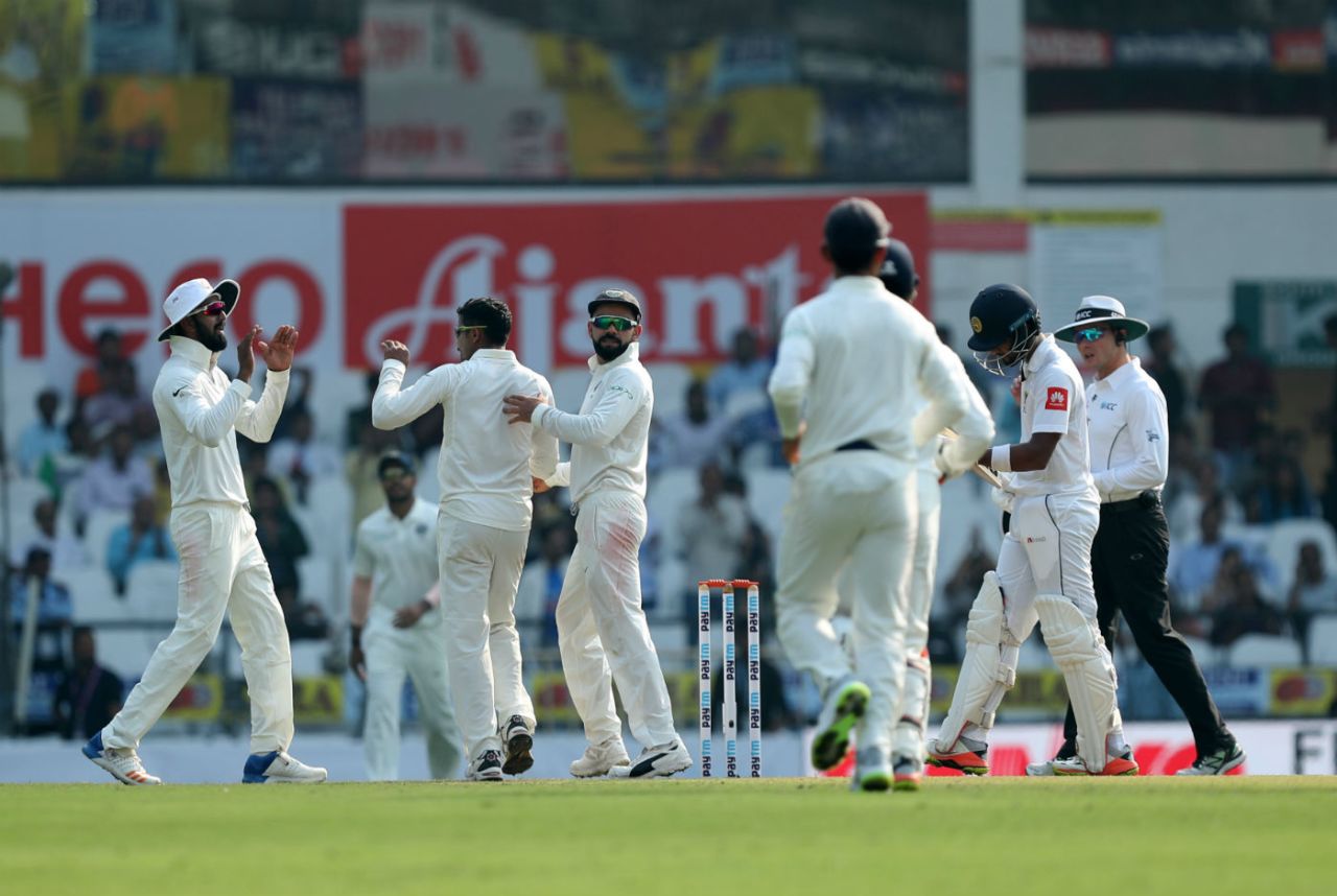 Virat Kohli chirps away as Niroshan Dickwella falls, India v Sri Lanka, 2nd Test, Nagpur, 1st day, November 24, 2017
