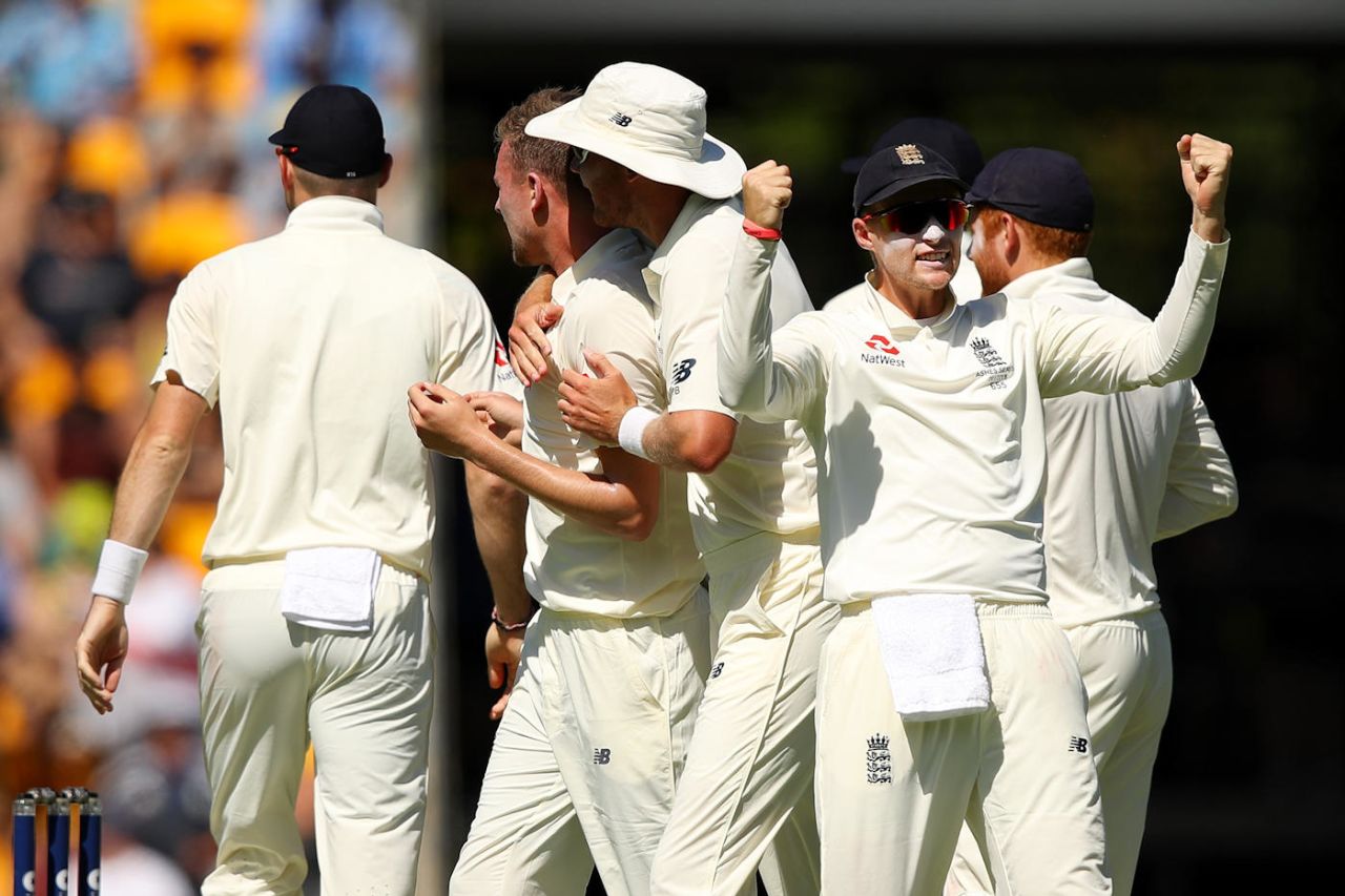 Joe Root celebrates the wicket of David Warner, Australia v England, 1st Test, the Gabba, November 24, 2017