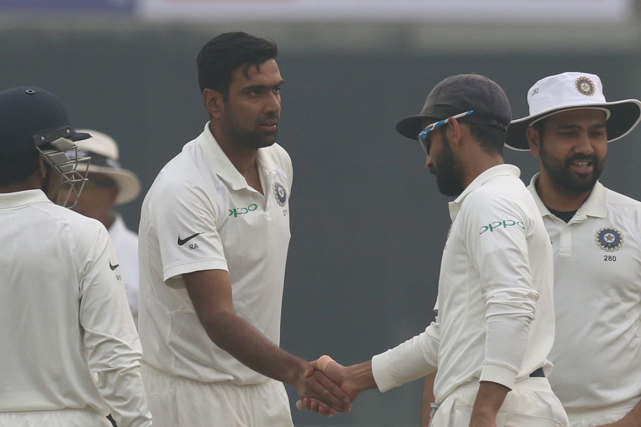R Ashwin is congratulated by Ajinkya Rahane upon dismissing Angelo Mathews, India v Sri Lanka, 3rd Test, Delhi, 3rd day, December 4, 2017