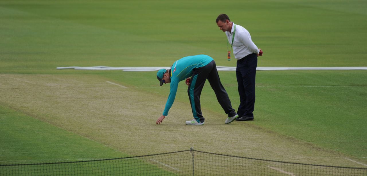 Steven Smith gets a close look at the WACA surface, Perth, December 13, 2017