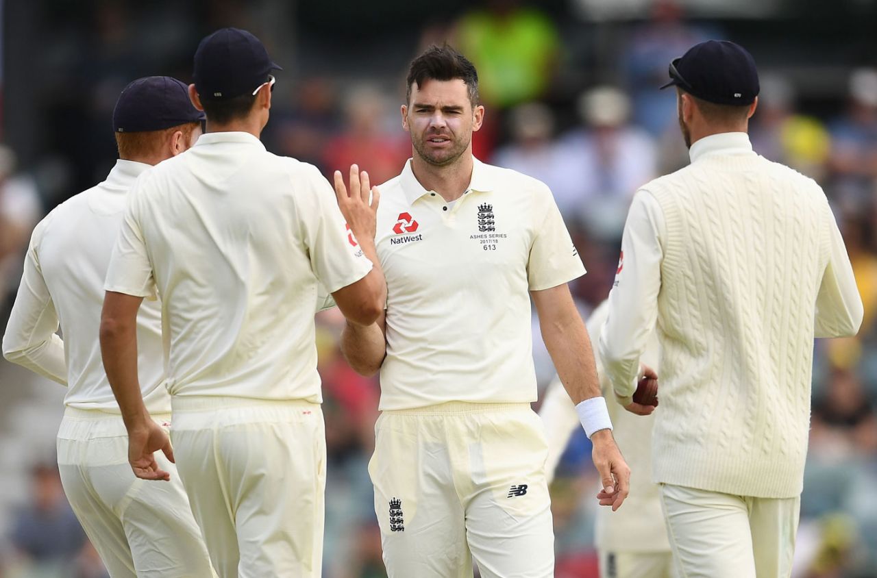 James Anderson struck with his second ball of the day, Australia v England, 3rd Test, Perth, 4th day, December 17, 2017