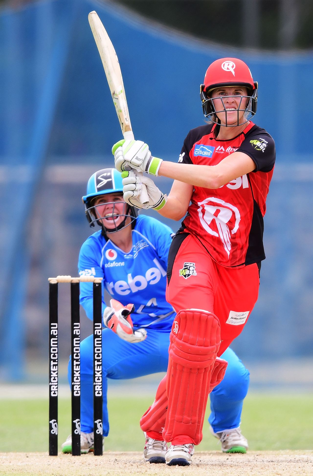 Amy Satterthwaite's 49 anchored Melbourne Renegades' innings, Adelaide Strikers v Melbourne Renegades, Women's Big Bash League 2017-18, Adelaide, December 17, 2017