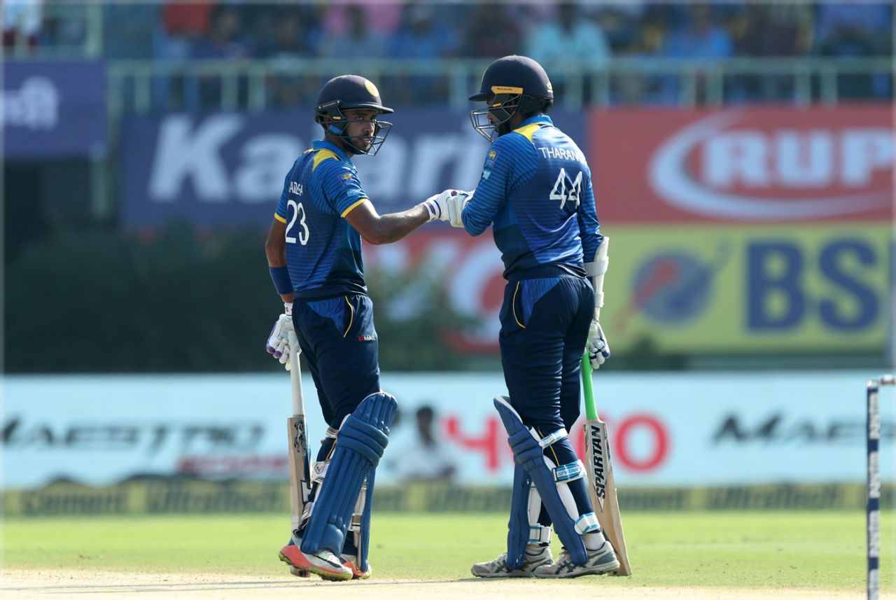 Upul Tharanga and Sadeera Samarawickrama took Sri Lanka past 100, India v Sri Lanka, 3rd ODI, Visakhapatnam, December 17, 2017