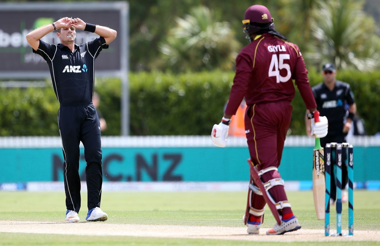 Tim Southee troubled the West Indies openers in his first spell, New Zealand v West Indies, 1st ODI, Whangarei, December 20, 2017 