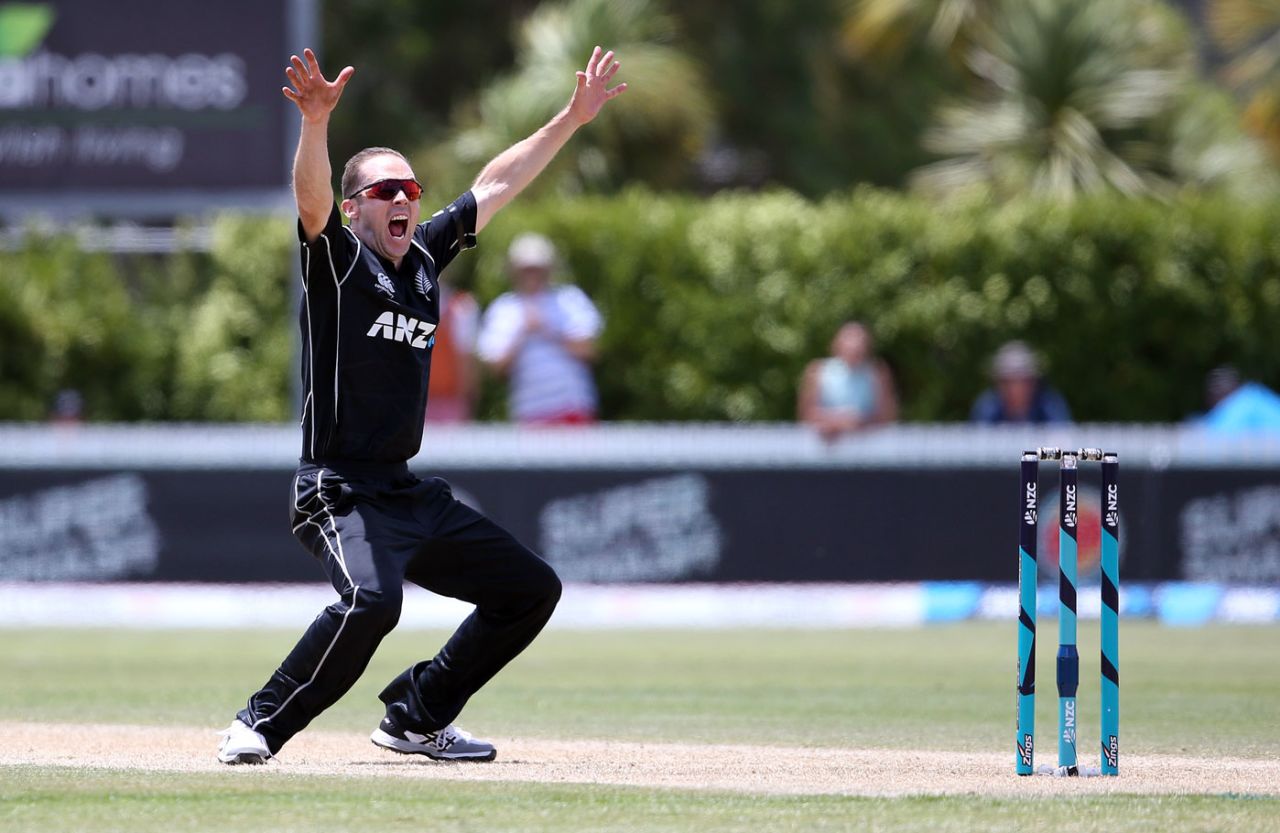 Todd Astle appeals for a wicket, New Zealand v West Indies, 1st ODI, Whangarei, December 20, 2017 