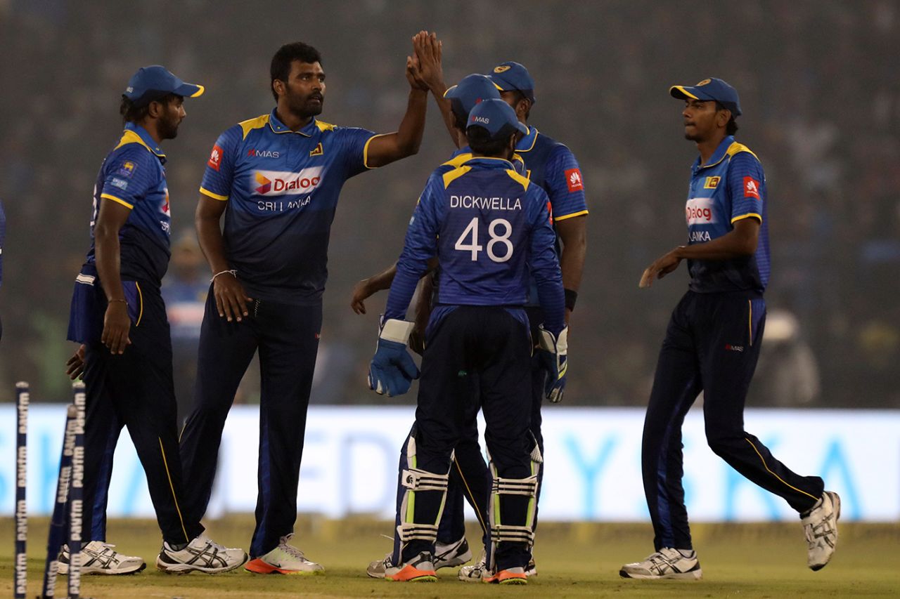 Sri Lanka celebrate a strike, India v Sri Lanka, 1st T20I, Cuttack, December 20, 2017