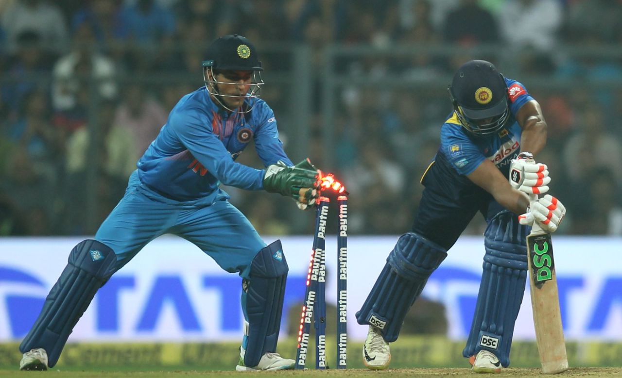 MS Dhoni's quick-as-ever hands tested the Sri Lankan batsmen, India v Sri Lanka, 3rd T20I, Mumbai, December 24, 2017