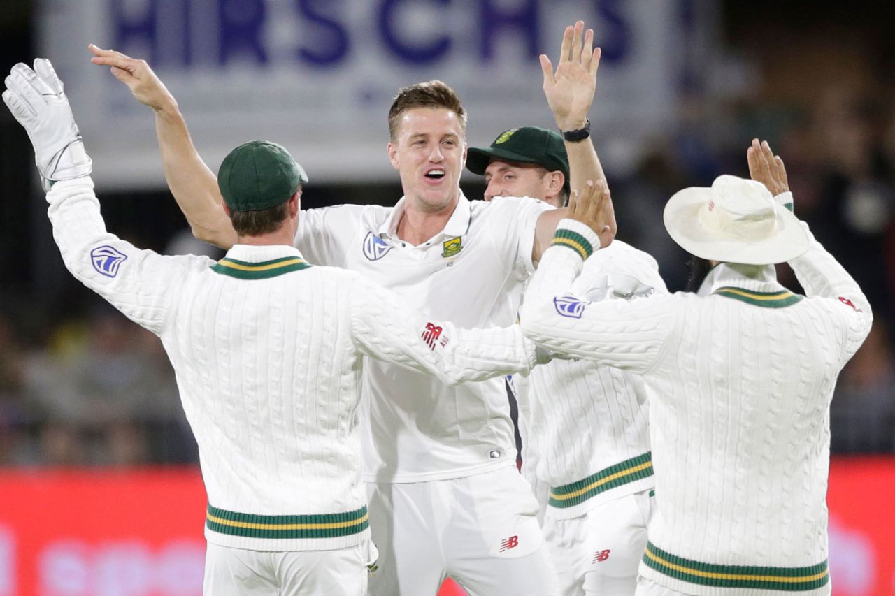 Morne Morkel took a wicket with his first ball, South Africa v Zimbabwe, only Test, 1st day, Port Elizabeth, December 26, 2017
