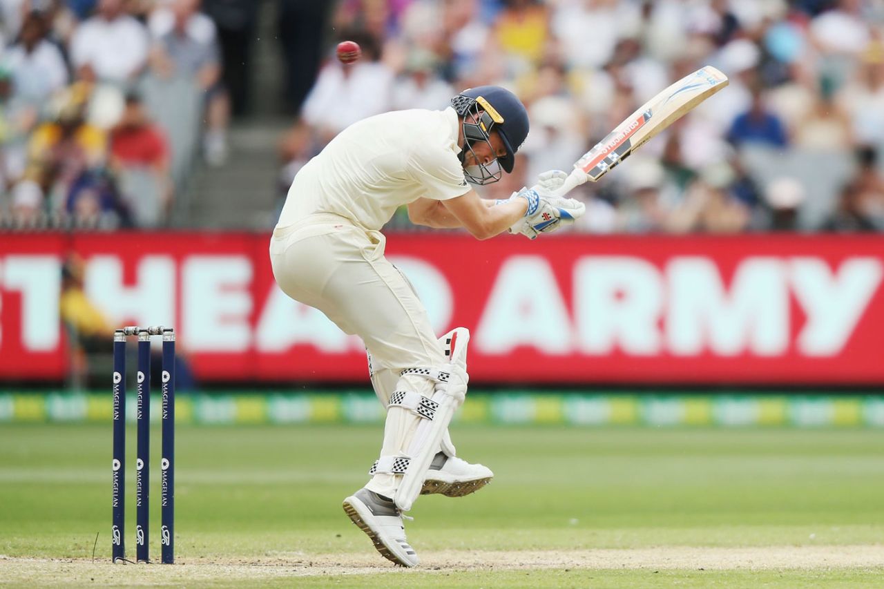 Chris Woakes ducks under a short ball, Australia v England, 4th Ashes Test, Melbourne, 3rd day, December 28, 2017 