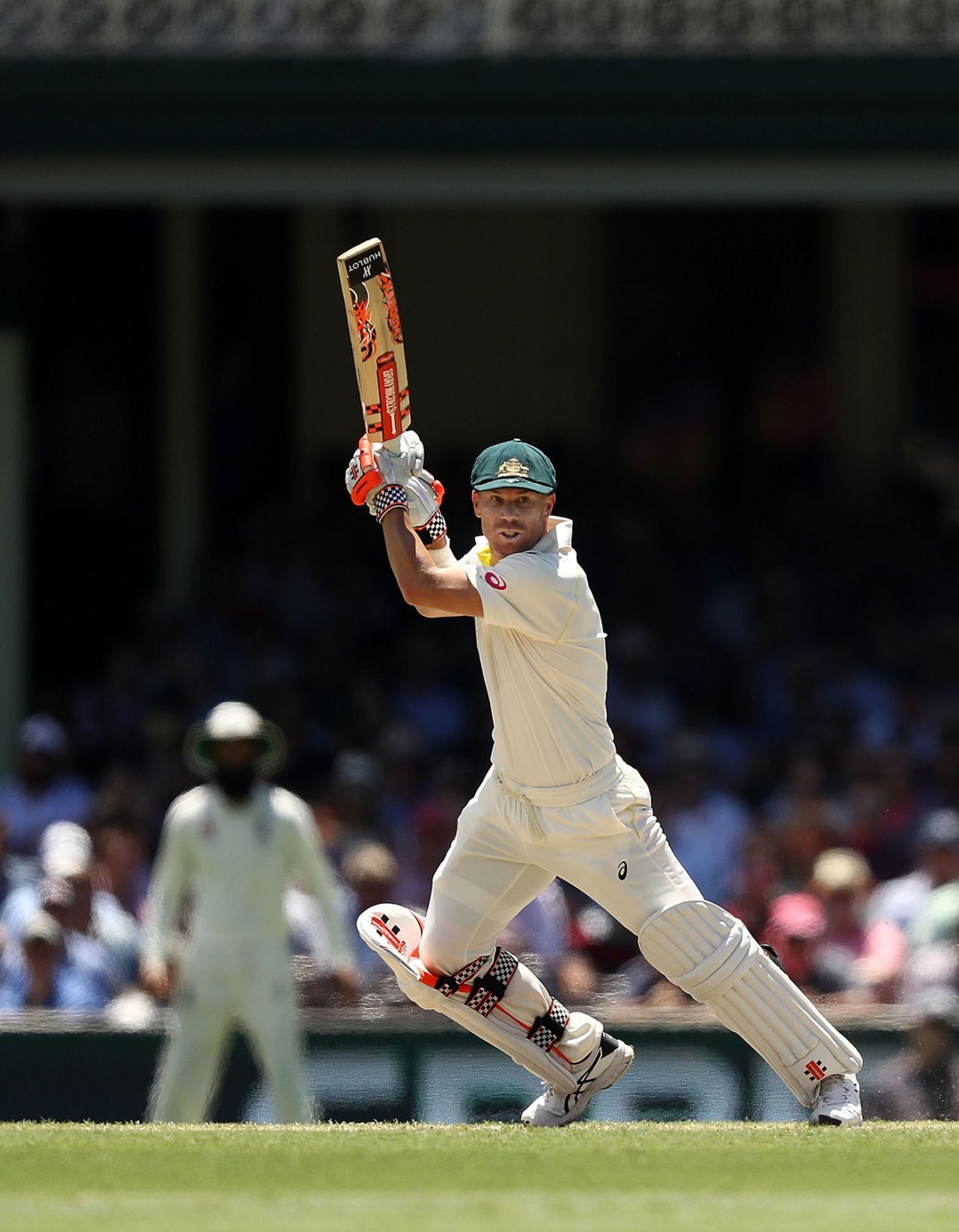 David Warner batted in a cap when England bowled two spinners, Australia v England, 5th Ashes Test, Sydney, 2nd day, January 5, 2018