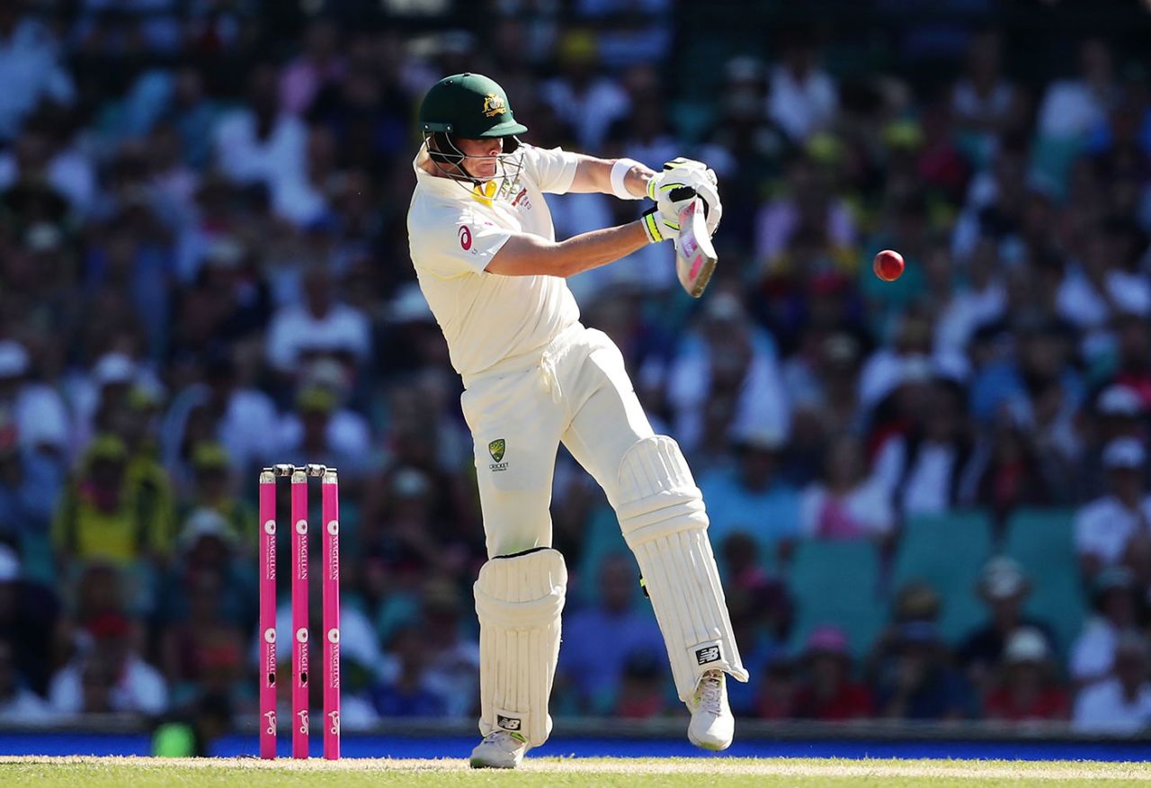 Steven Smith latches onto a pull, Australia v England, 5th Ashes Test, Sydney, 2nd day, January 5, 2018