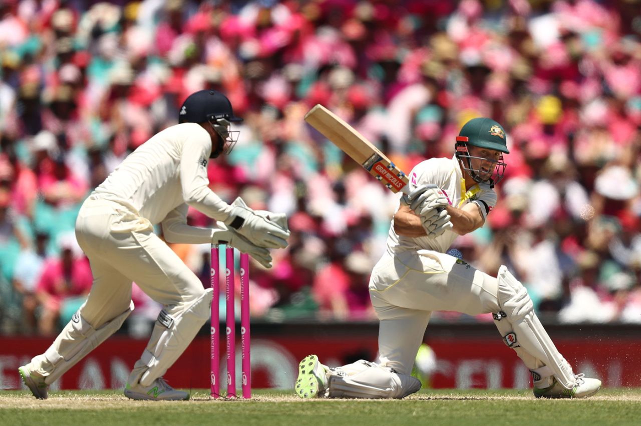 Shaun Marsh gets down to sweep, Australia v England, 5th Test, Sydney, 3rd day, January 6, 2017