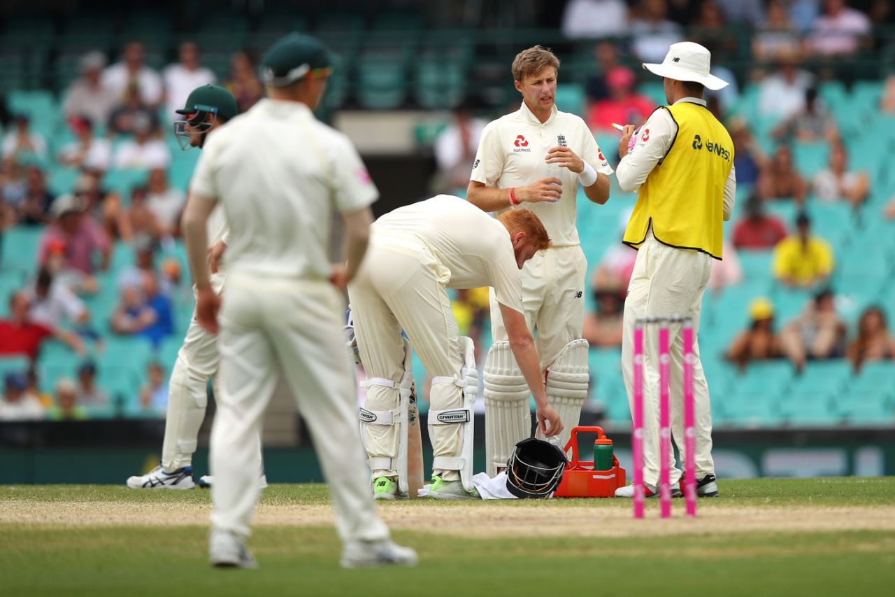 A groggy-looking Joe Root takes on fluids, Australia v England, 5th Test, Sydney, 5th day, January 8, 2018