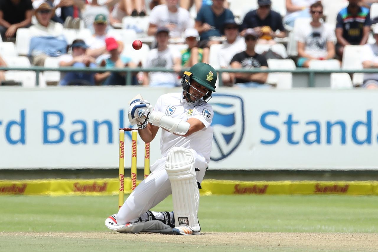 Keshav Maharaj was tested by bouncers, South Africa v India, 1st Test, Cape Town, 4th day, January 8, 2018