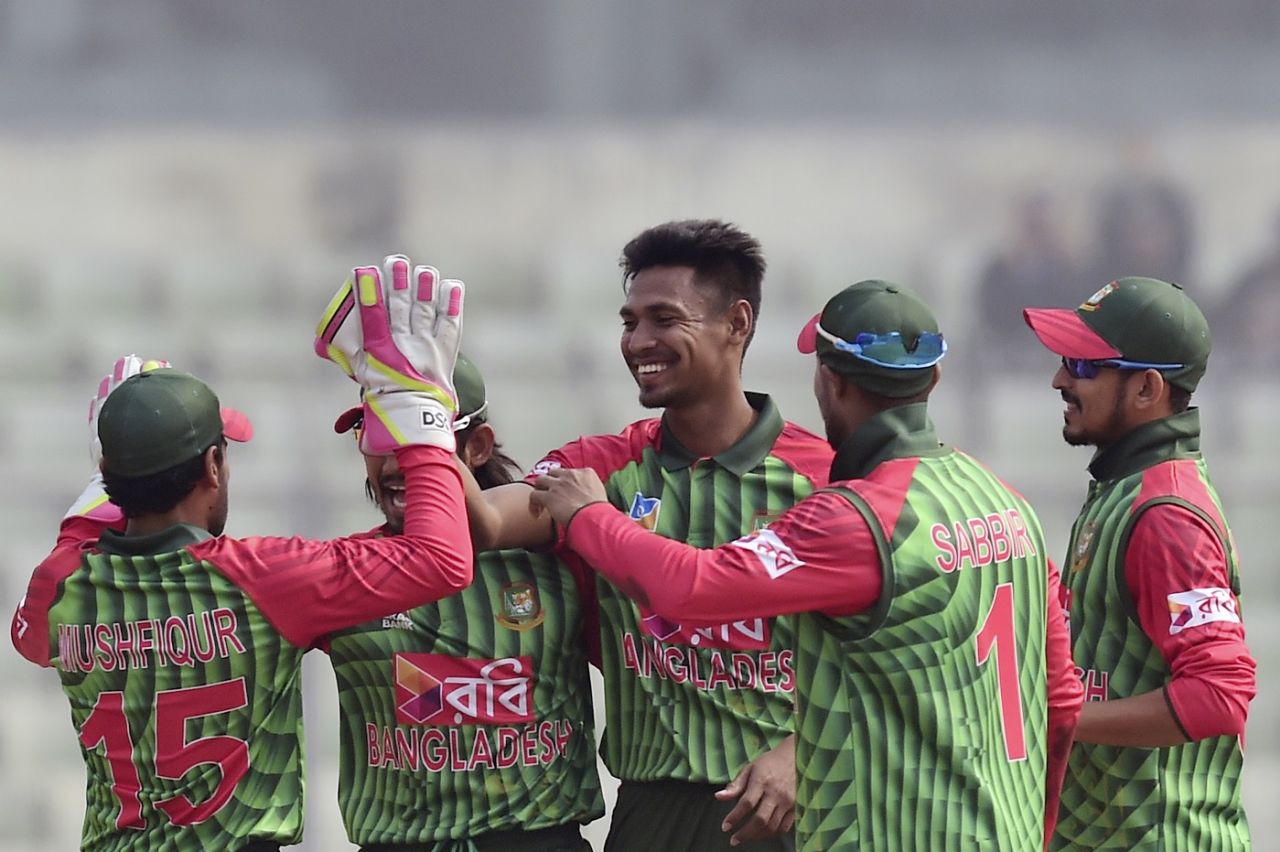 Mustafizur Rahman celebrates Brendan Taylor's wicket, Bangladesh v Zimbabwe, tri-series, Mirpur, January 15, 2018