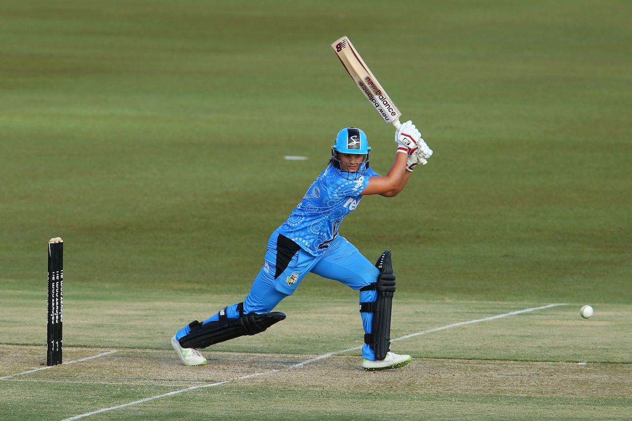 Suzie Bates top-scored in humid conditions, Adelaide Strikers v Perth Scorchers, WBBL 2017-18, Alice Springs, January 13, 2018