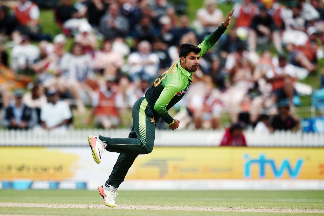 Shadab Khan bowled a seven-over first-spell, New Zealand v Pakistan, 4th ODI, Hamilton, January 16, 2018
