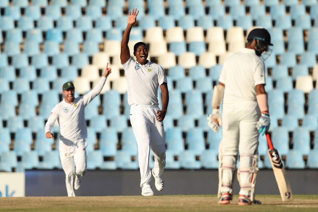 Lungi Ngidi appeals for an lbw, South Africa v India, 2nd Test, Centurion, 4th day, January 16, 2018