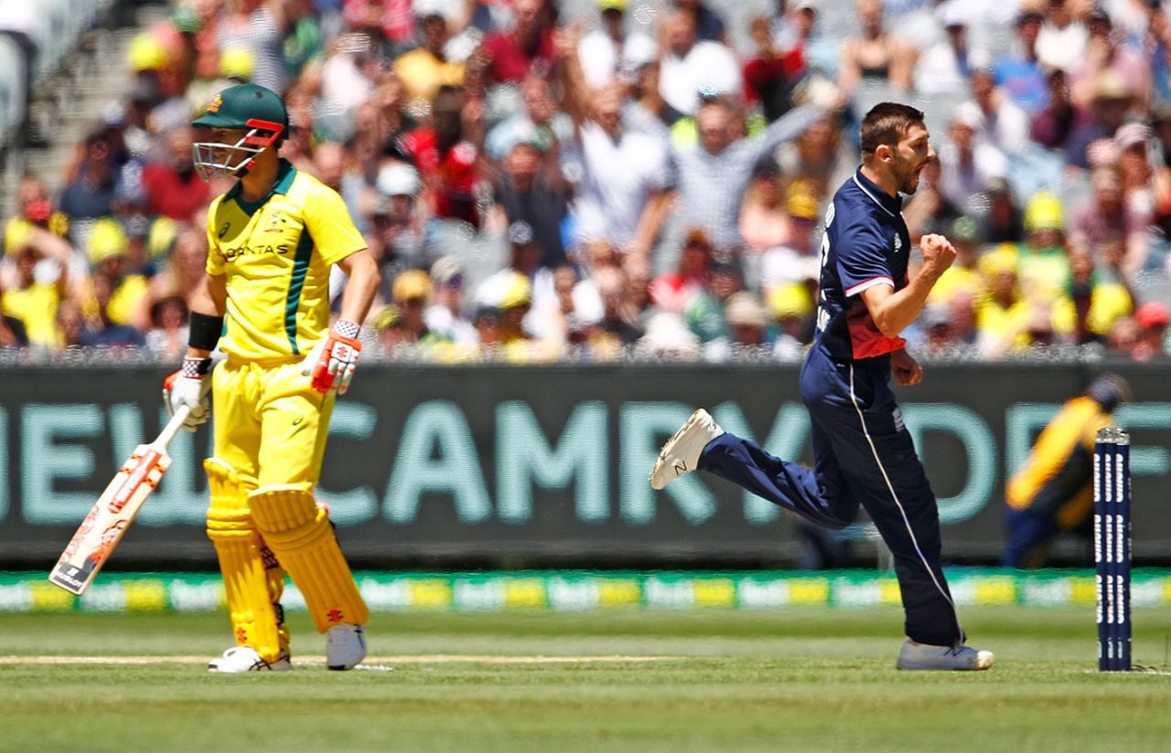 Mark Wood bounced out David Warner at the MCG, Australia v England, 1st ODI, Melbourne, January 14, 2018