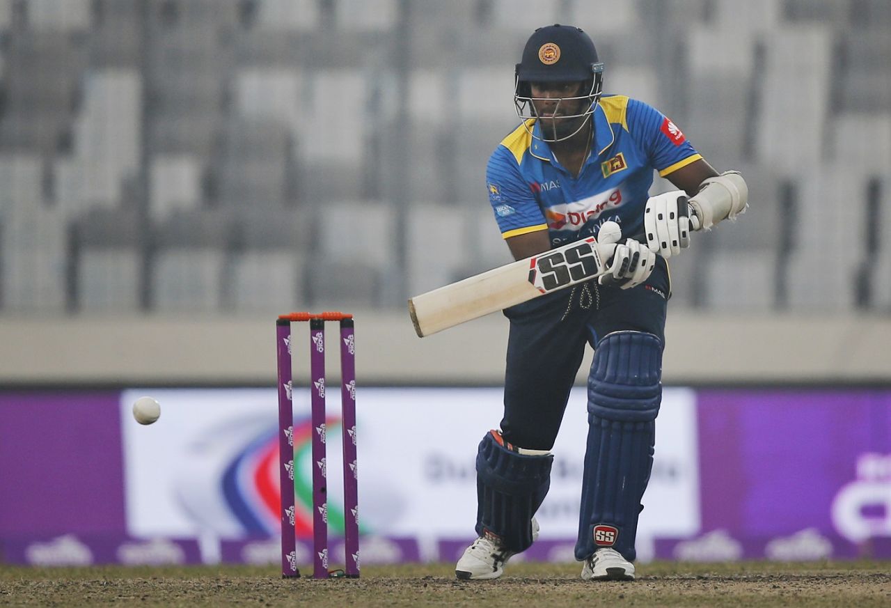 Angelo Mathews plays through the off side, Sri Lanka v Zimbabwe, tri-series, Mirpur, January 17, 2018