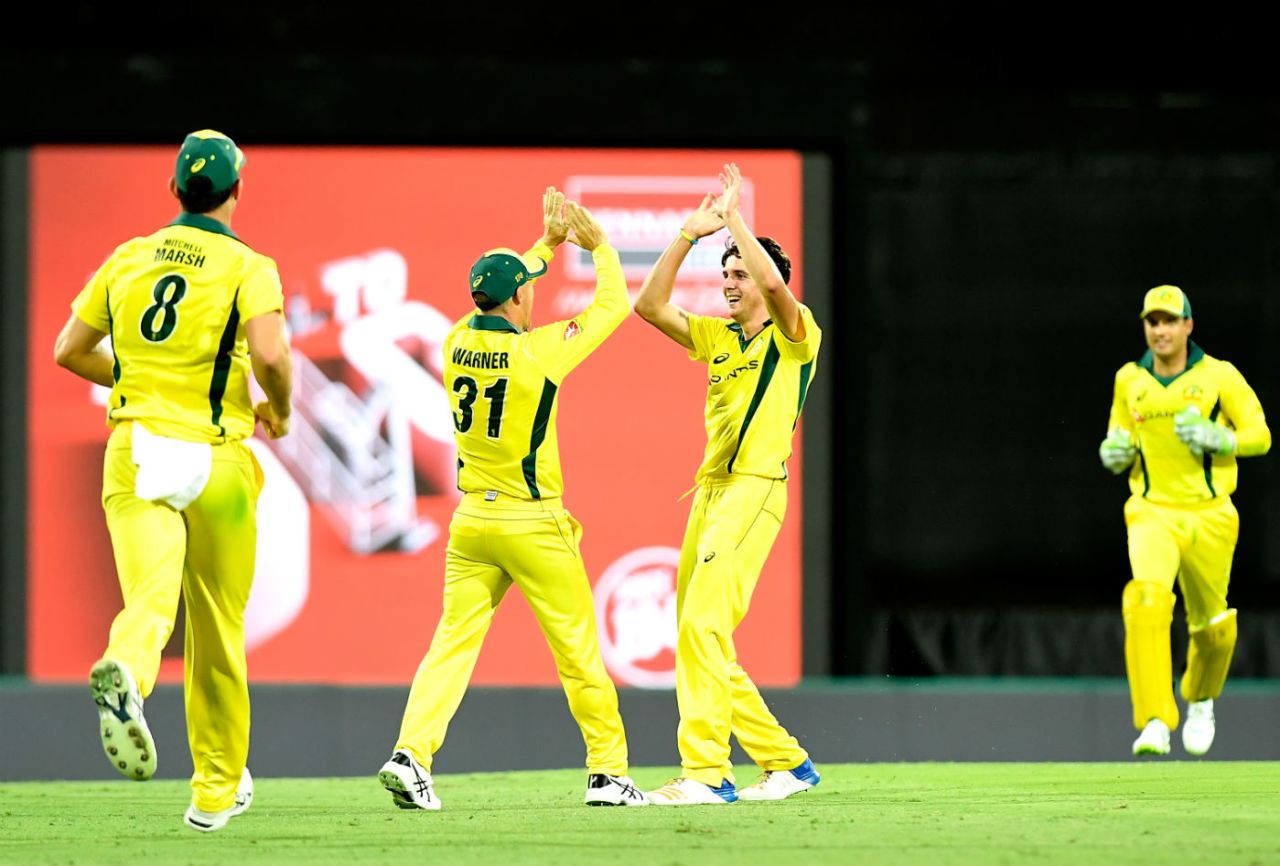 Jhye Richardson claimed the wickets of Alex Hales and Jonny Bairstow, Australia v England, 2nd ODI, Brisbane, January 19, 2018
