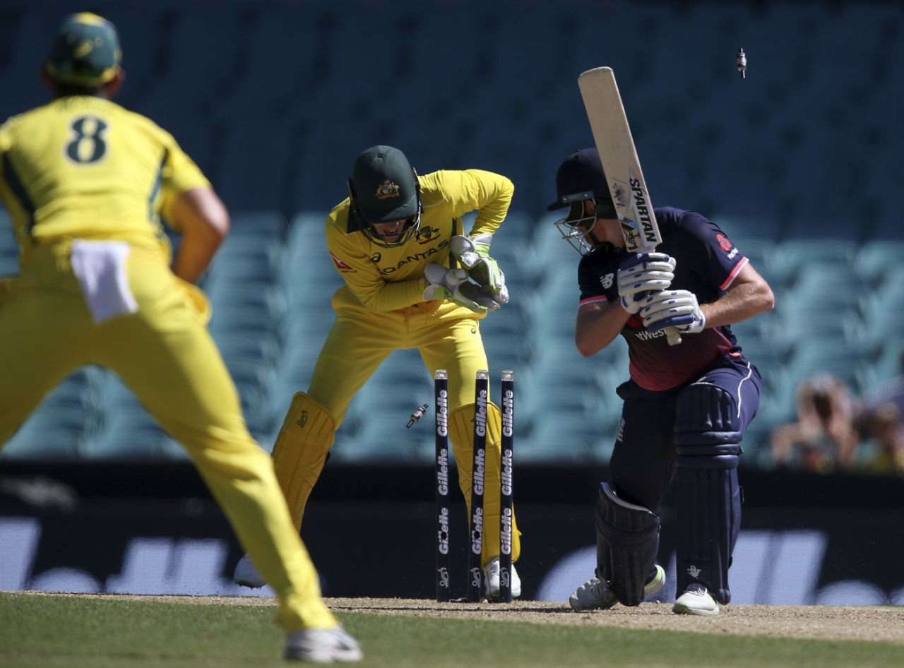 Jonny Bairstow was bowled by Adam Zampa's googly, Australia v England, 3rd ODI, Sydney, January 21, 2018