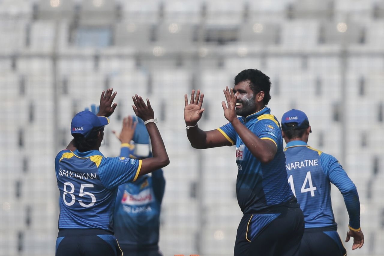 Thisara Perera's triple-strike lifted Sri Lanka, Sri Lanka v Zimbabwe, tri-series, Mirpur, January 21, 2018