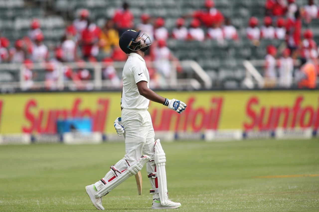 KL Rahul throws his head back after playing a loose push, South Africa v India, 3rd Test, Johannesburg, 3rd day, January 26, 2018