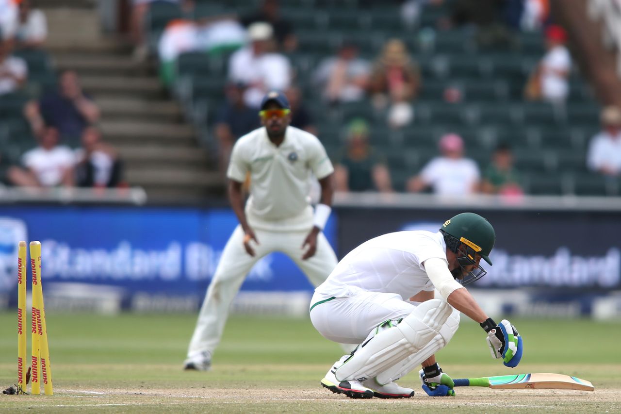 Faf du Plessis was bowled by Ishant Sharma, South Africa v India, 3rd Test, Johannesburg, 4th day, January 27, 2018