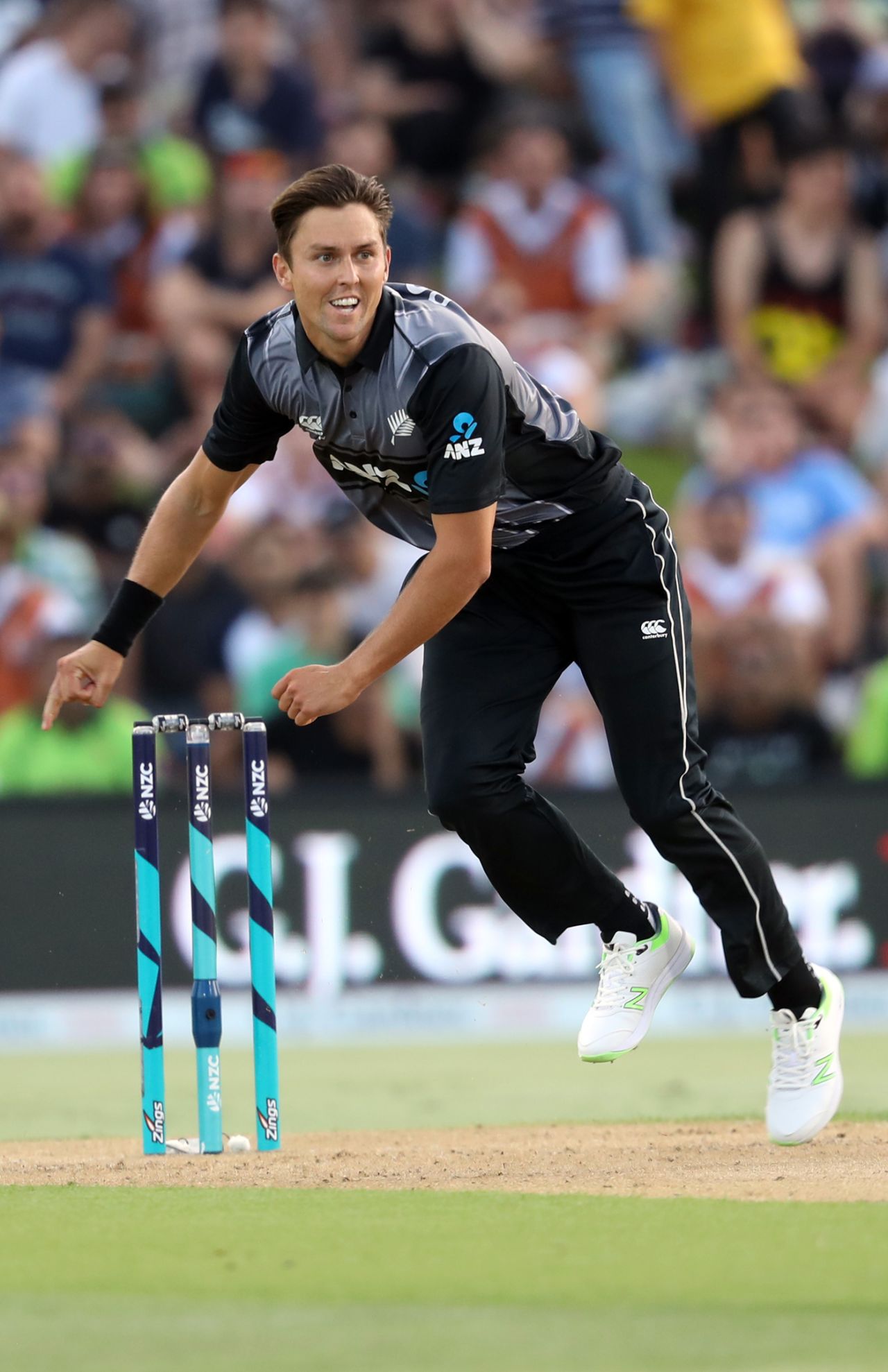 Trent Boult bagged the solitary wicket of Faheem Ashraf, Pakistan v New Zealand, 3rd T20I, Mount Maunganui, Jan 28, 2018