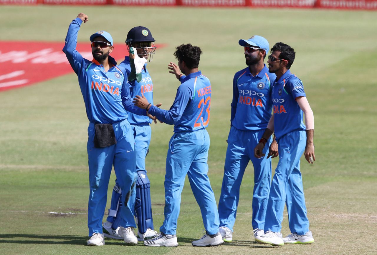 The Indian players celebrate David Miller's wicket, South Africa v India, 1st ODI, Durban, February 1, 2018