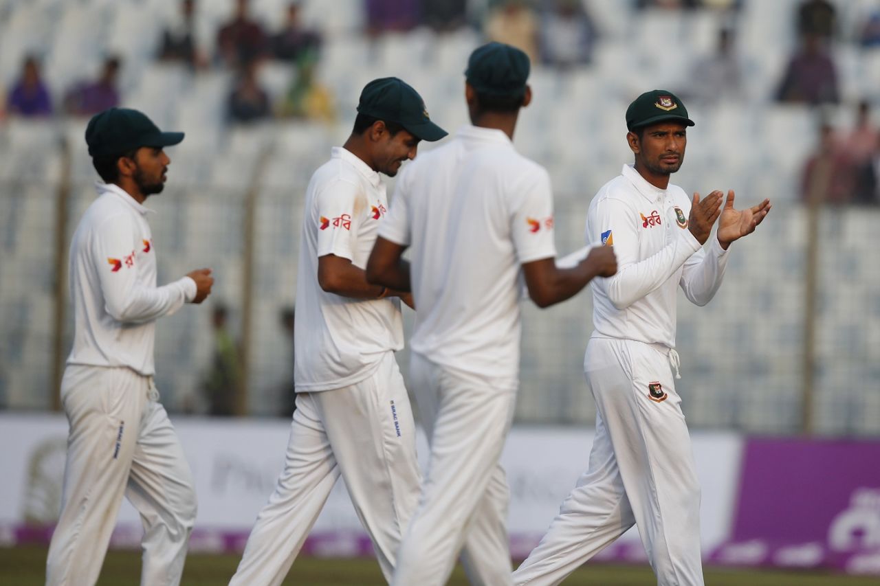 Bangladesh players celebrate a wicket, Bangladesh v Sri Lanka, 1st Test, Chittagong, 3rd day, February 2, 2018