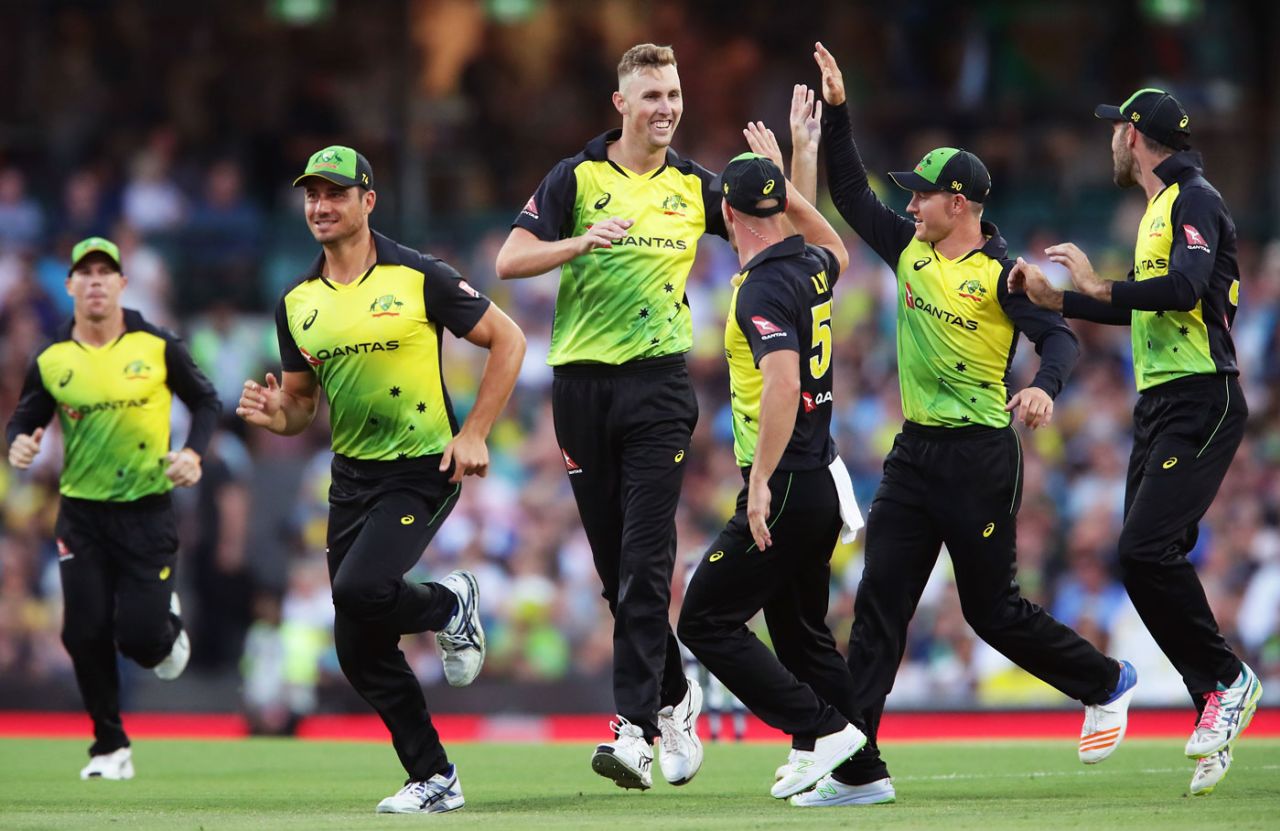 Billy Stanlake picked up three wickets in his opening spell, Australia v New Zealand, Trans-Tasman T20, Sydney, February 3, 2018